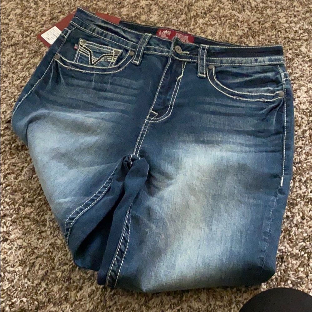 Jeans - Picture 3 of 3